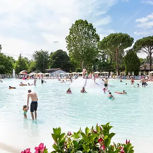 Hu Altomincio Village Vakantiepark