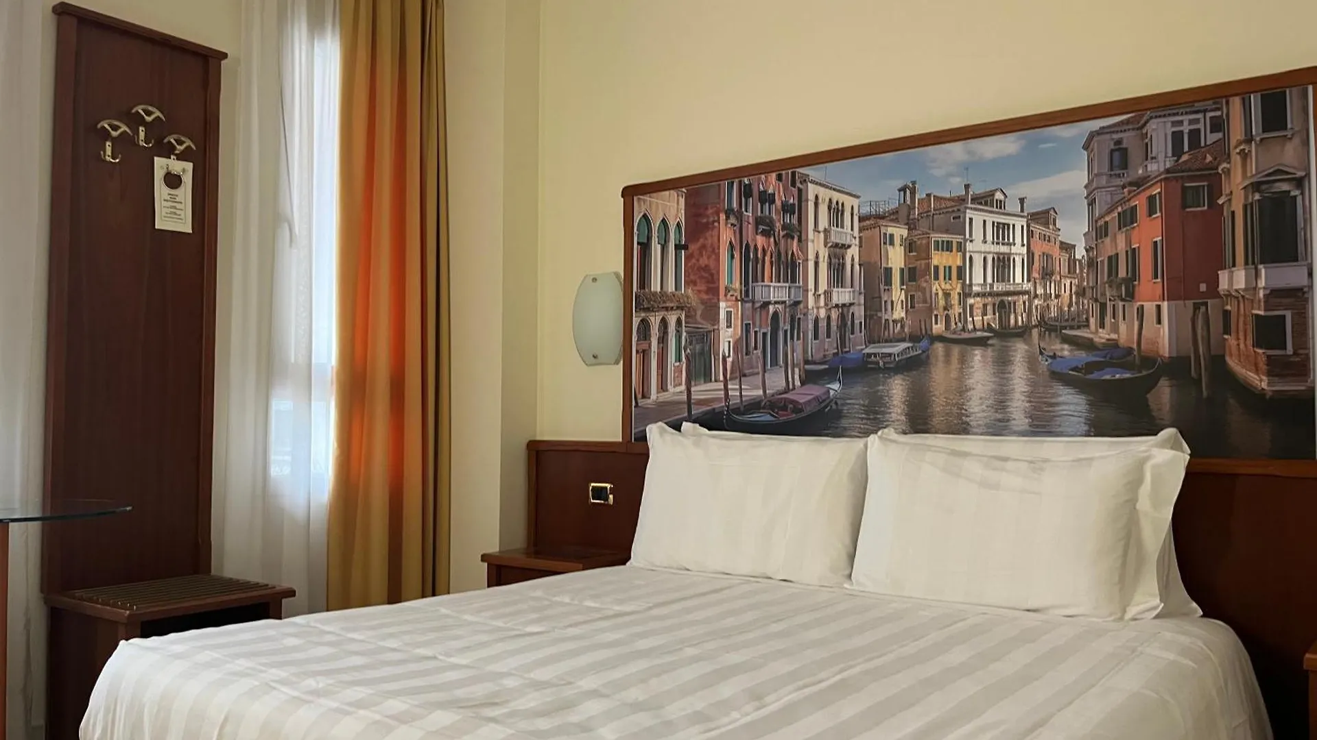 Hotel President Venezia Mestre 4*,  Olaszország
